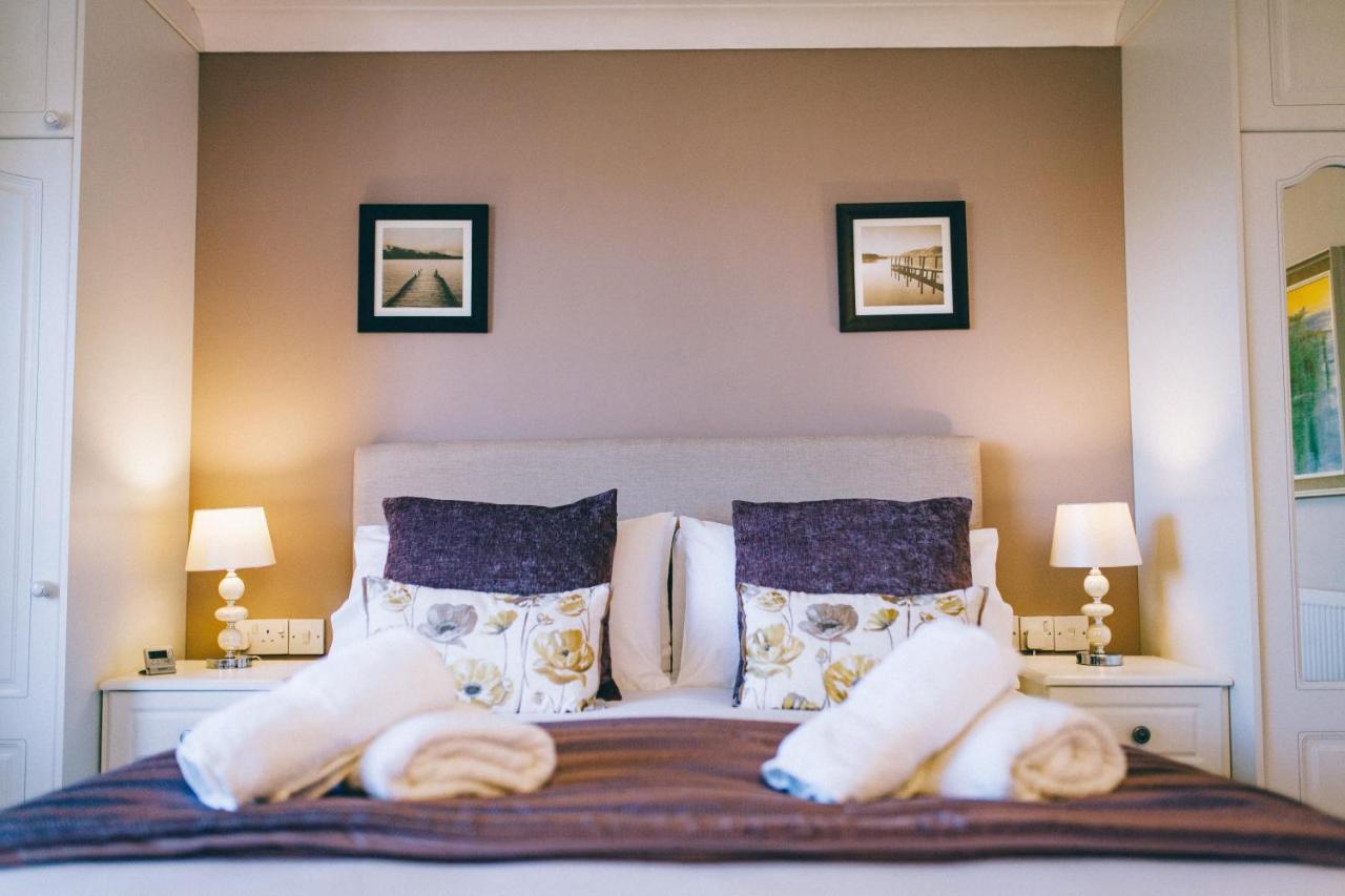 Ferlas Bed And Breakfast Penrhyndeudreath Exteriér fotografie